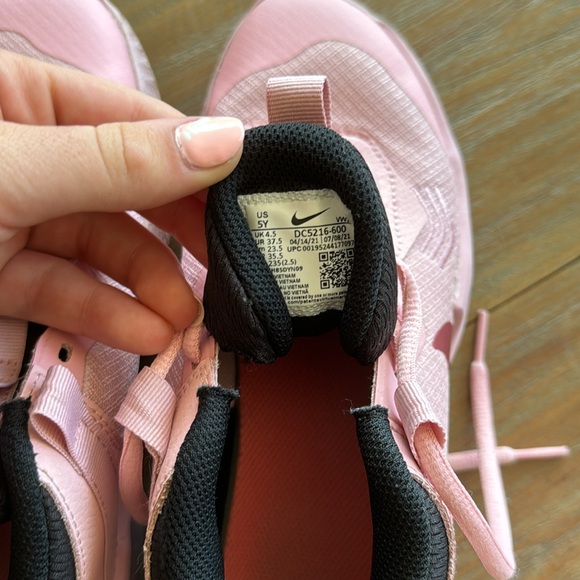 NIKE CROSSOVER YOUTH SHOES - Picture 2 of 3